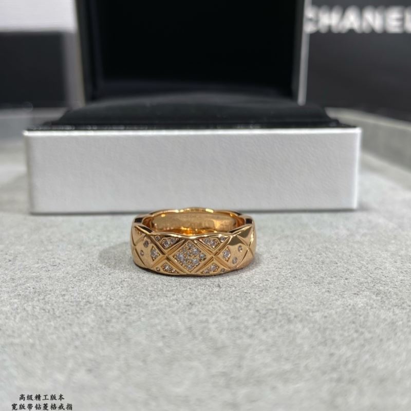 Ch**el rings